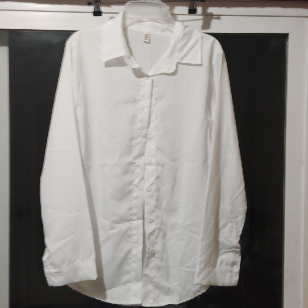SSKNKN Womens White Long Sleeve Button Up With Collar Small